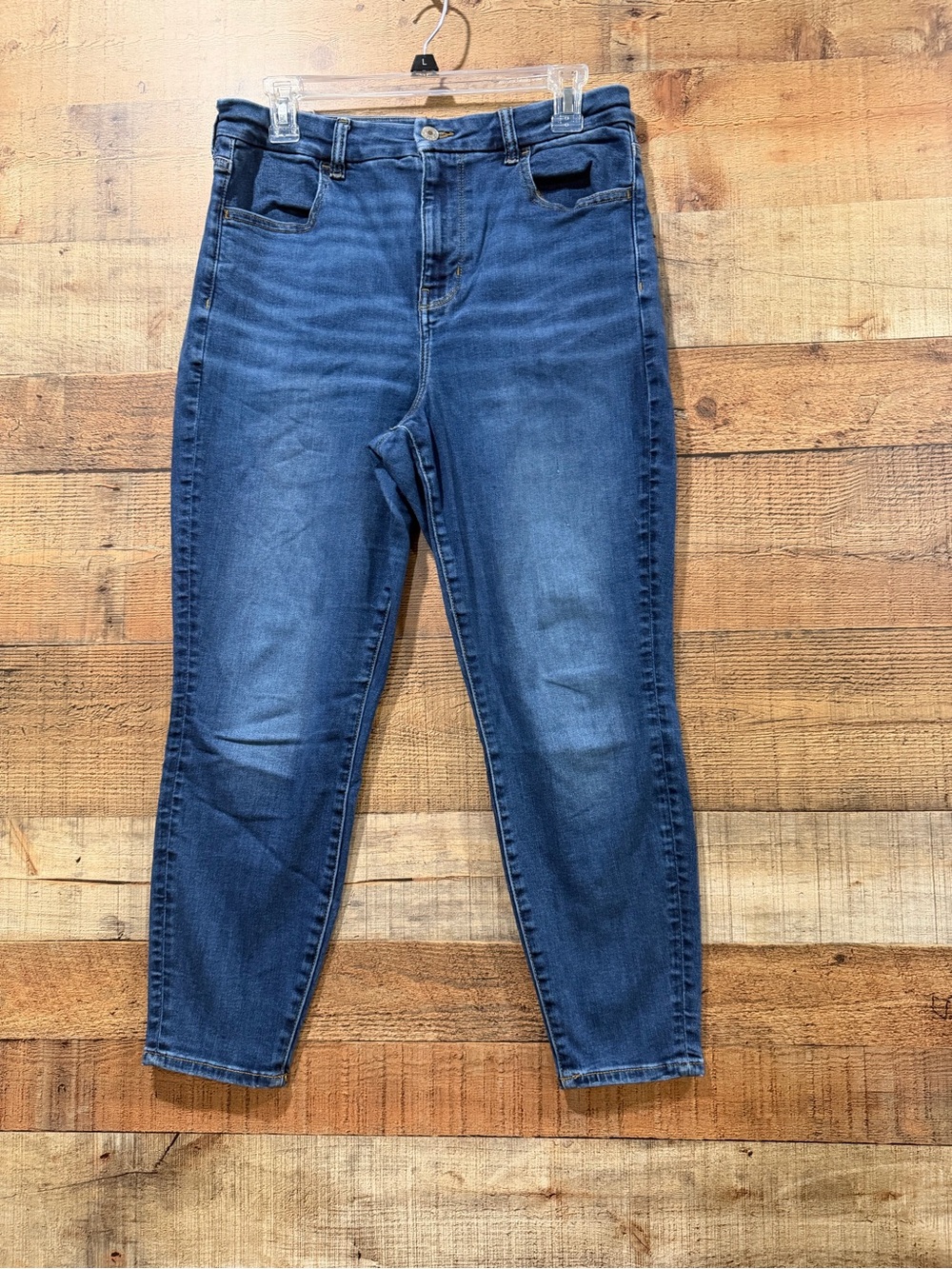 American Eagle Curvy High Rise Blue Wash Jegging Size 12 Extra Short